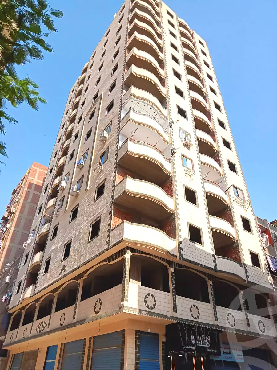 https://aqarmap.com.eg/ar/listing/7045883-for-sale-qalyubia-el-khsos-izbat-el-nakhl-el-farid-st