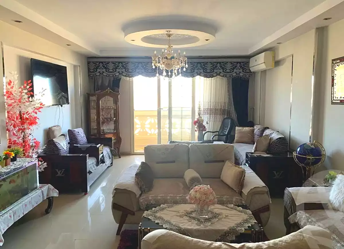 https://aqarmap.com.eg/ar/listing/7045949-for-sale-alexandria-camp-cesar-port-said-street