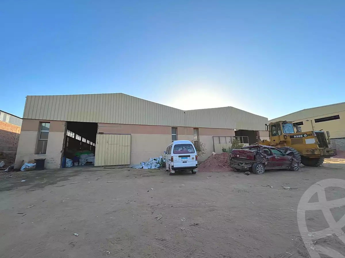 https://aqarmap.com.eg/ar/listing/7046179-for-sale-cairo-al-oubour-el-manateq-el-snaaya-first-industrial-zone