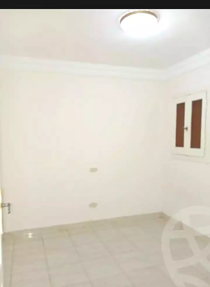 https://aqarmap.com.eg/ar/listing/7046209-for-sale-alexandria-sydy-bshr-sydy-bshr-bhry-shr-khld-bn-lwlyd