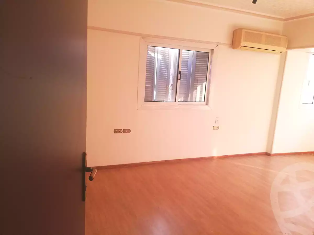https://aqarmap.com.eg/ar/listing/7046495-for-rent-cairo-manial-abd-el-rahman-el-barqoqi-st