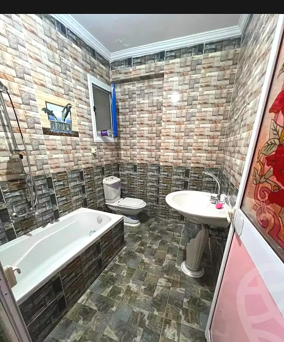 https://aqarmap.com.eg/ar/listing/7046509-for-sale-alexandria-sydy-bshr-sydy-bshr-bhry-gamal-abd-el-nasir-st