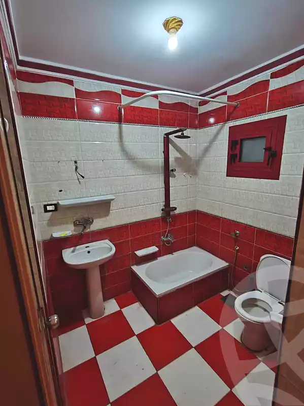 https://aqarmap.com.eg/ar/listing/7046974-for-sale-alexandria-sydy-bshr-sydy-bshr-qbly