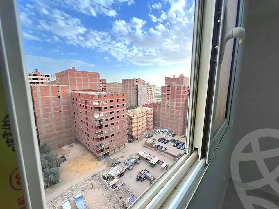 https://aqarmap.com.eg/ar/listing/7042560-for-sale-cairo-helwan-hadayek-helwan-el-eshrein-st