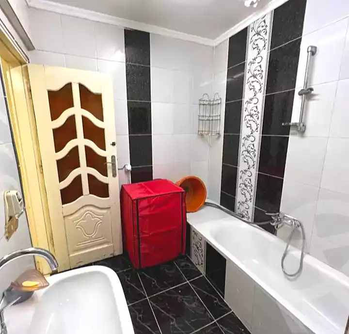 https://aqarmap.com.eg/en/listing/7046996-for-rent-cairo-ain-shams-el-naam