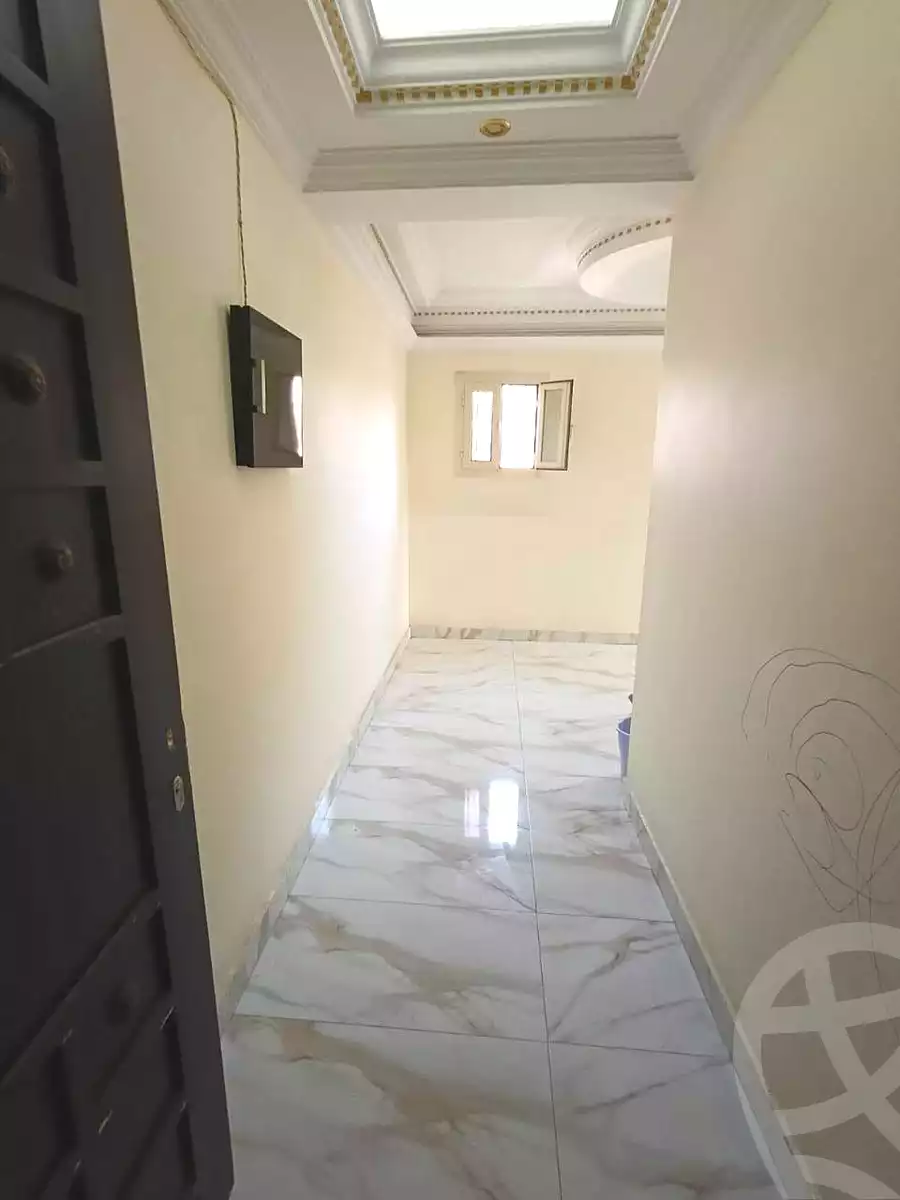 https://aqarmap.com.eg/ar/listing/7042544-for-sale-cairo-helwan-ahmed-enci-st