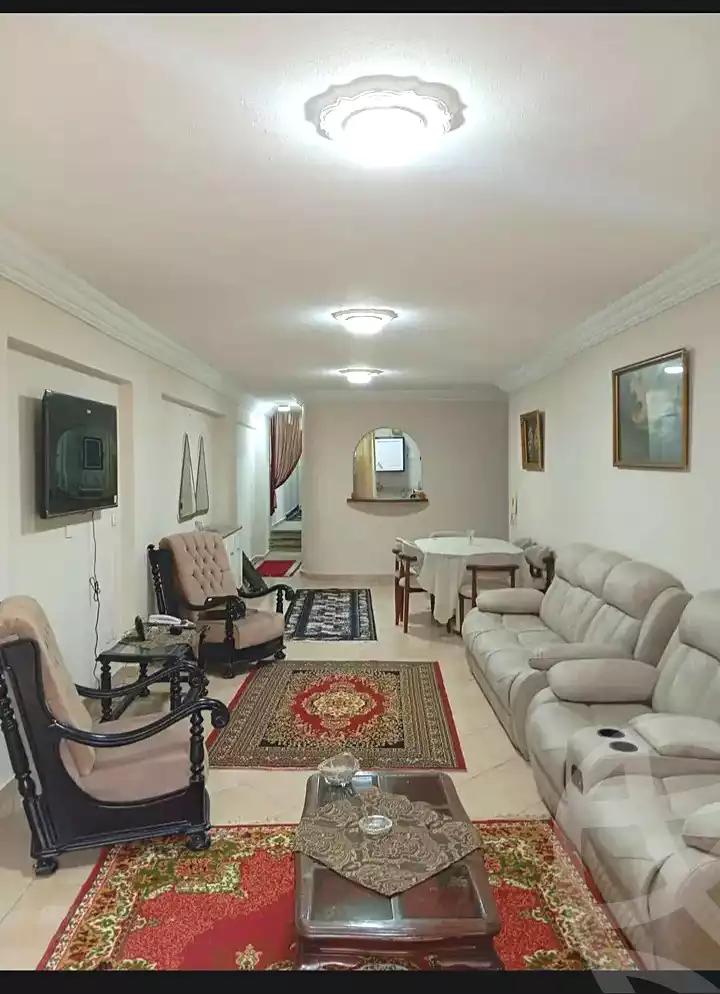 https://aqarmap.com.eg/ar/listing/7047063-for-rent-alexandria-miami
