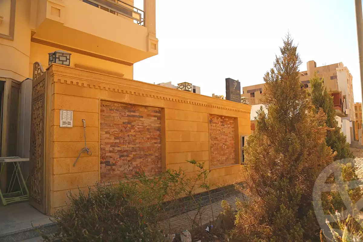 https://aqarmap.com.eg/ar/listing/7047103-for-sale-cairo-6th-of-october-el-tawsaat-el-shamalya-hy-2000-qt