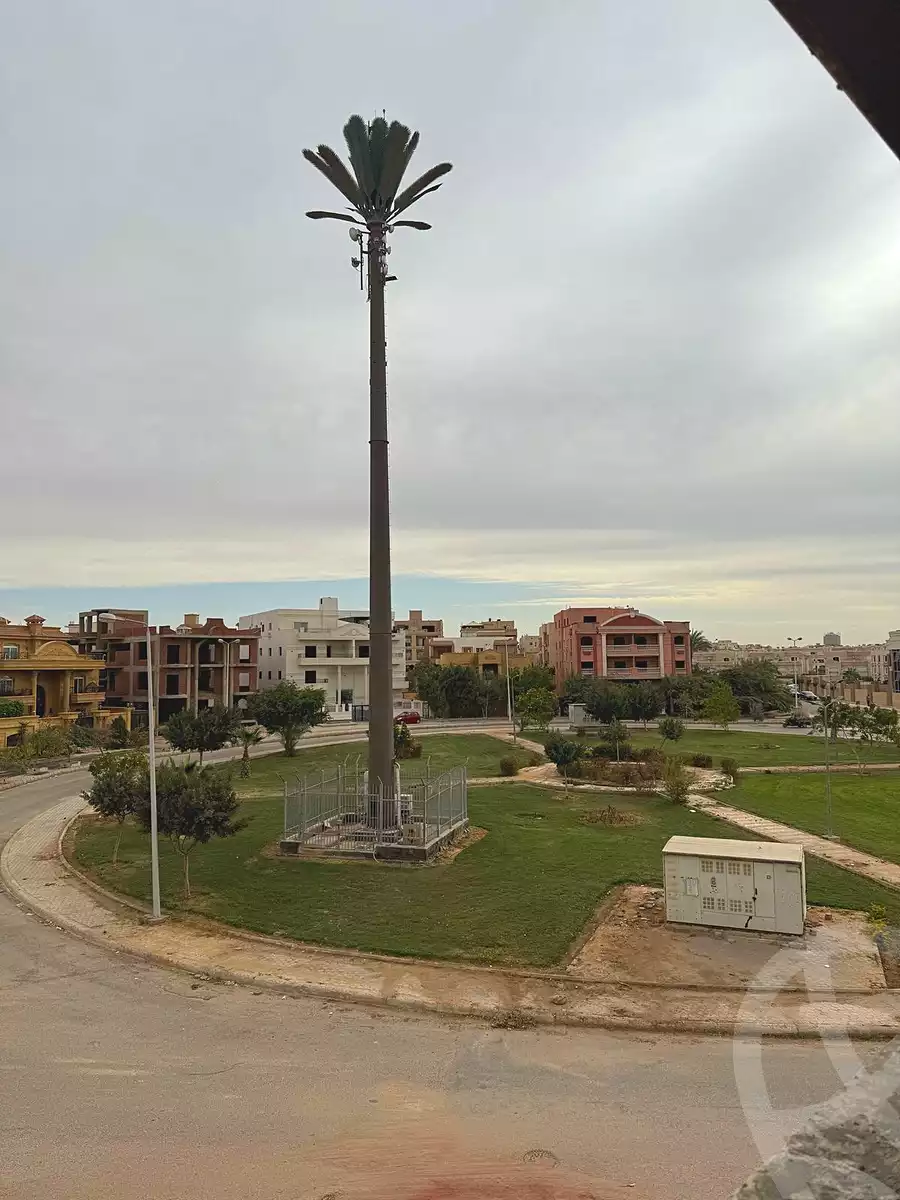 https://aqarmap.com.eg/ar/listing/7043611-for-sale-cairo-el-shorouk-lhy-lthny-shrq-neighborhood-2-ahmed-talal-st
