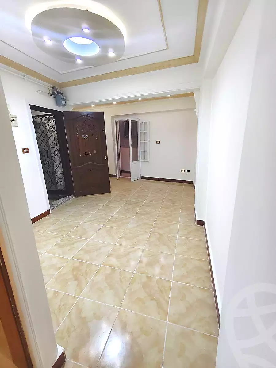 https://aqarmap.com.eg/en/listing/7047210-for-sale-alexandria-lsywf-el-falki