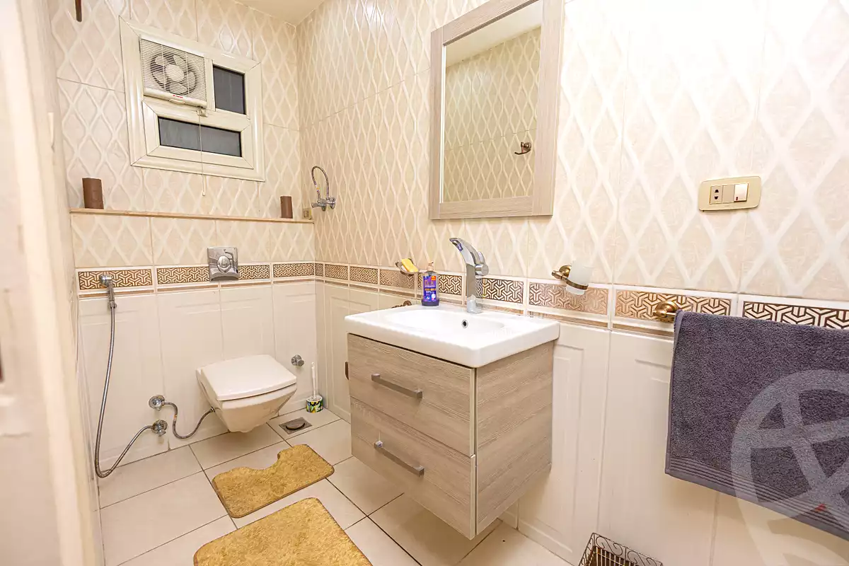 https://aqarmap.com.eg/ar/listing/7047344-for-sale-alexandria-san-stefano-abd-el-salam-aref-st