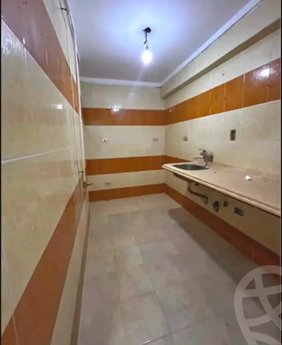 https://aqarmap.com.eg/ar/listing/7047360-for-sale-alexandria-lsywf-el-falki-street-16-el-eslah