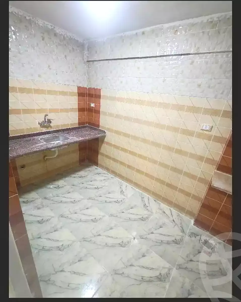 https://aqarmap.com.eg/ar/listing/7047527-for-sale-alexandria-al-agamy-el-hanouvel-el-shaheed-ahmed-hamdy-st