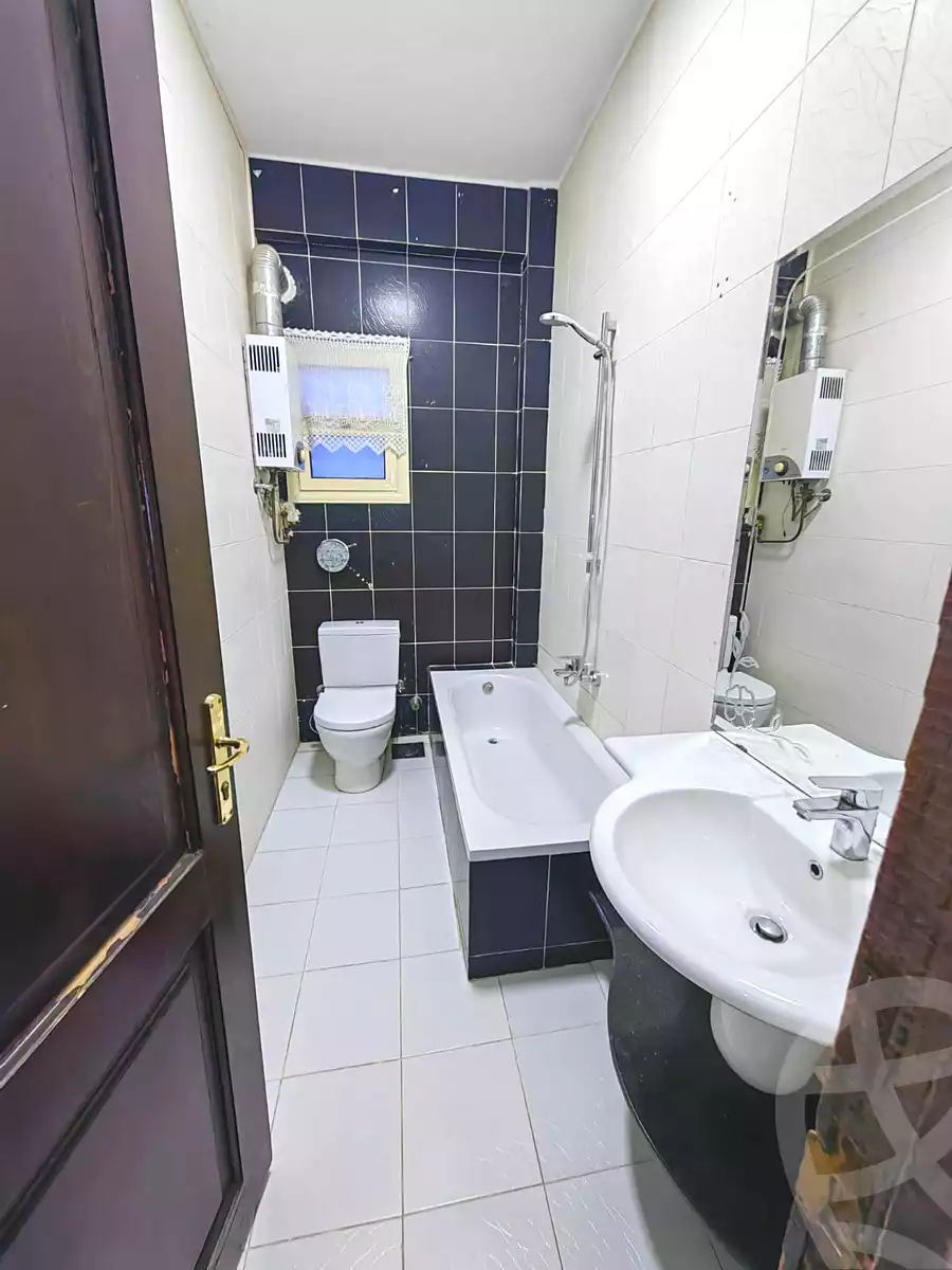 https://aqarmap.com.eg/ar/listing/7047847-for-rent-cairo-new-cairo-el-ahyaa-fourth-neighborhood-street-1