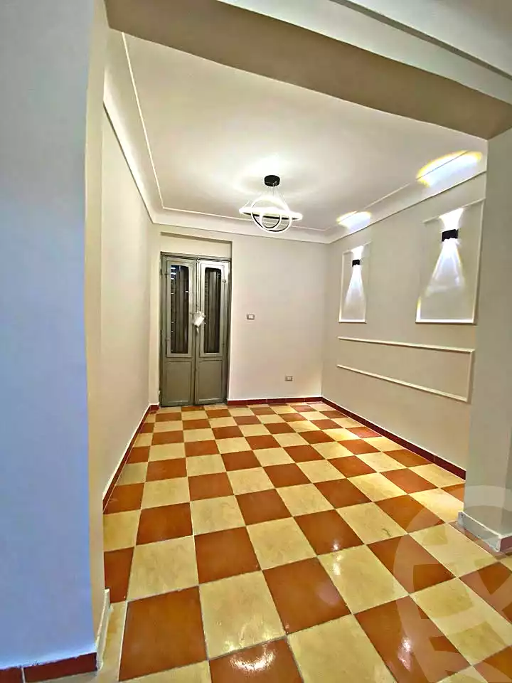 https://aqarmap.com.eg/ar/listing/7048083-for-sale-alexandria-bw-qyr-toson-st