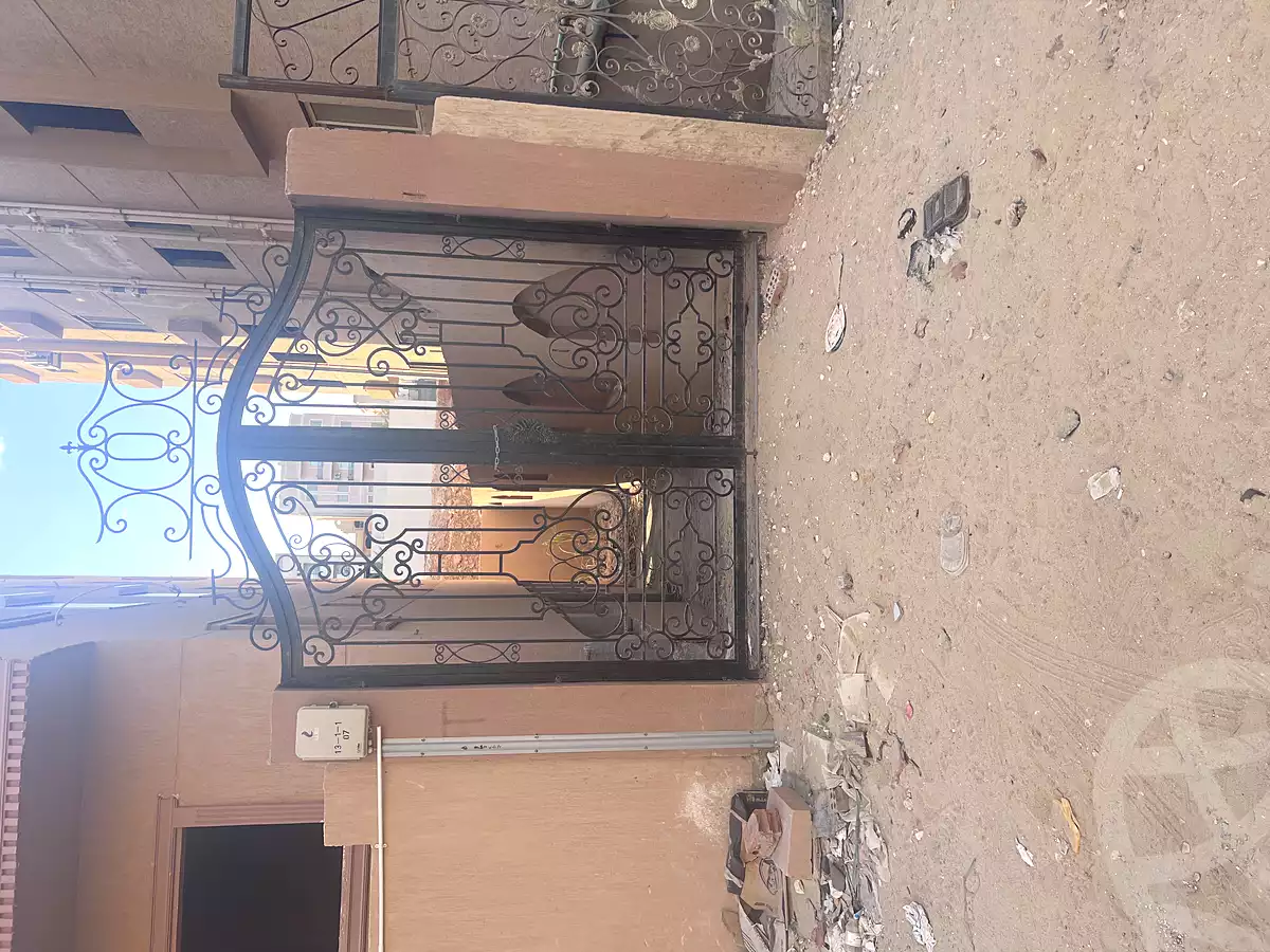 https://aqarmap.com.eg/en/listing/7048145-for-sale-cairo-6th-of-october-el-tawsaat-el-shamalya-hy-2000-qt