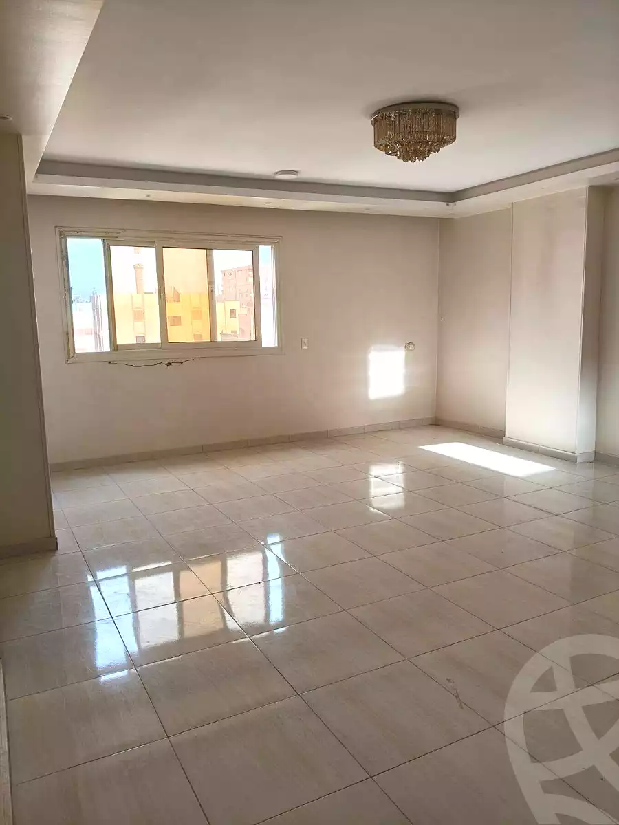 https://aqarmap.com.eg/ar/listing/7048316-for-sale-cairo-helwan-el-shareaa-el-sharby-st