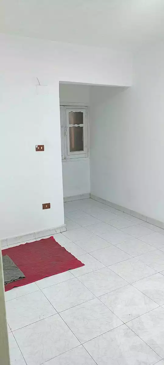 https://aqarmap.com.eg/ar/listing/7048421-for-rent-cairo-ain-shams-yn-shms-lgrby