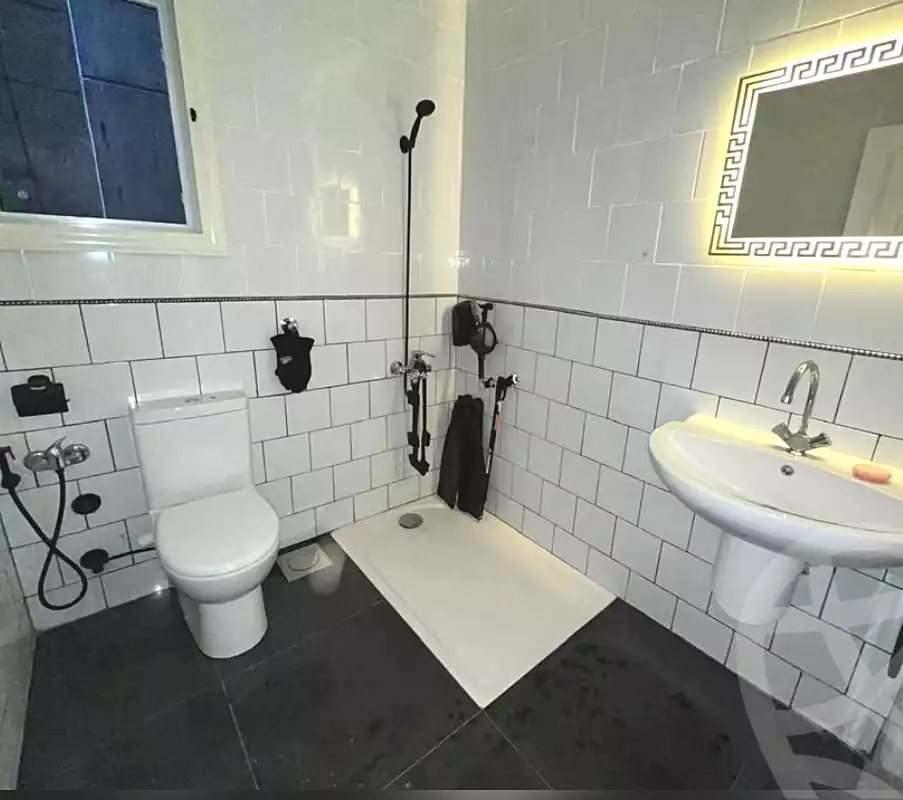 https://aqarmap.com.eg/ar/listing/7048557-for-sale-alexandria-camp-cesar-el-gaish-rd