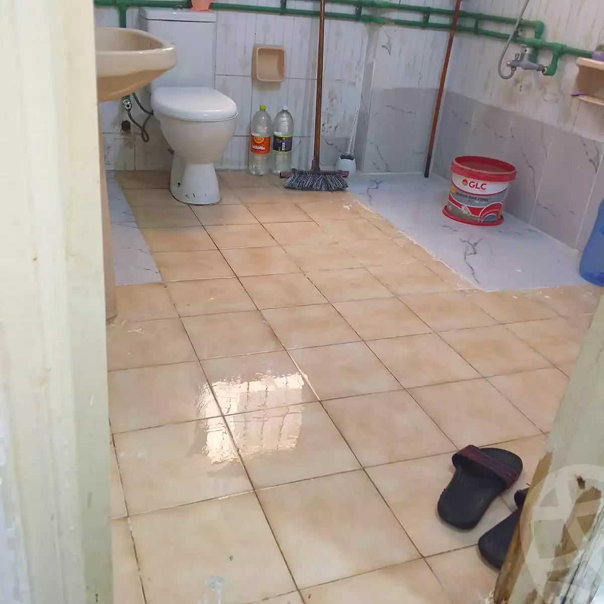 https://aqarmap.com.eg/en/listing/7048598-for-sale-alexandria-al-agamy-bw-ywsf-hosni-mubarak-st
