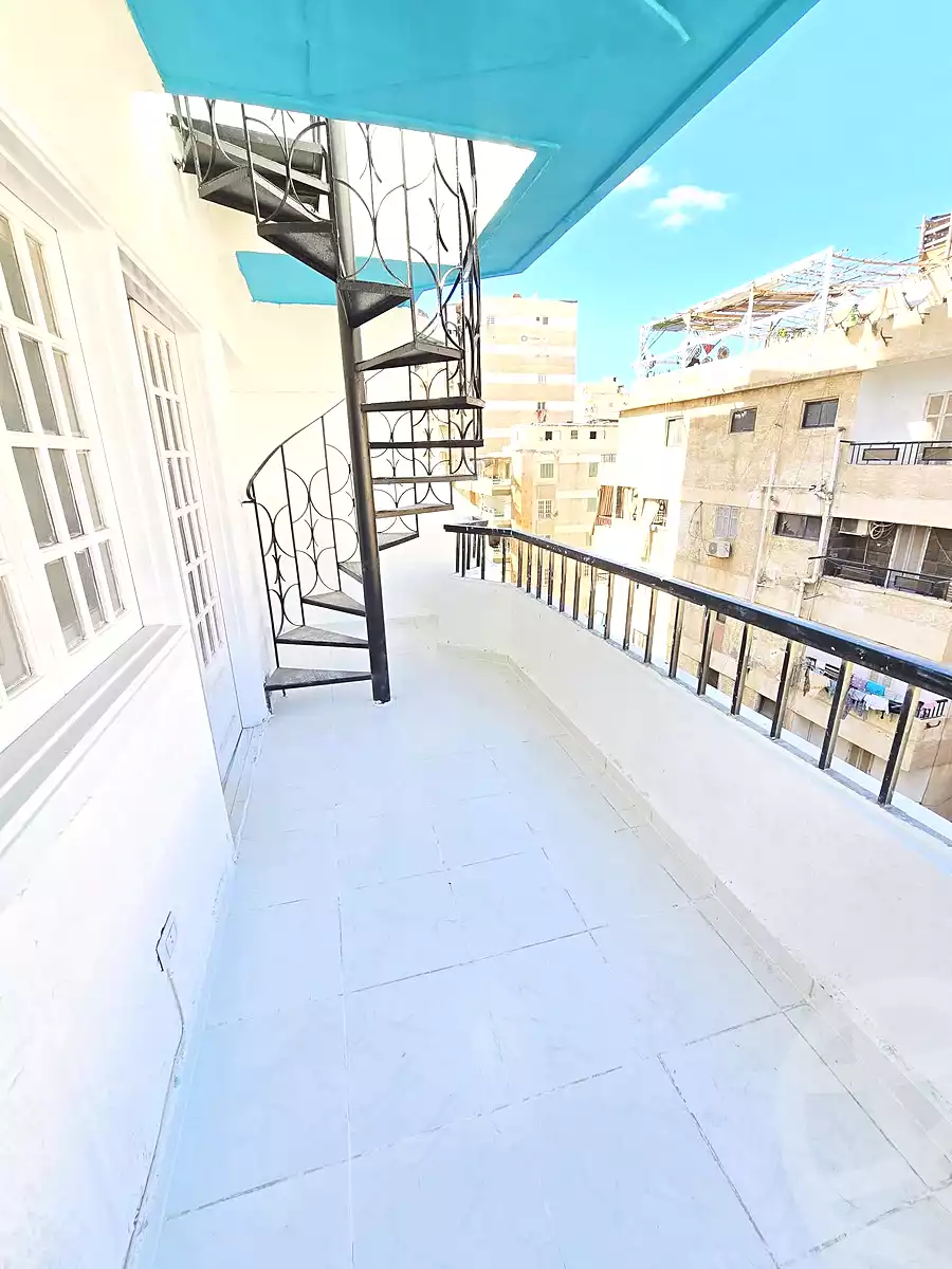 https://aqarmap.com.eg/en/listing/7048652-for-sale-alexandria-al-agamy-shataa-el-nakheel