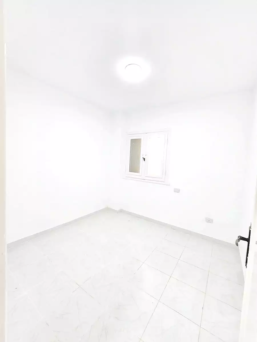https://aqarmap.com.eg/en/listing/7048652-for-sale-alexandria-al-agamy-shataa-el-nakheel