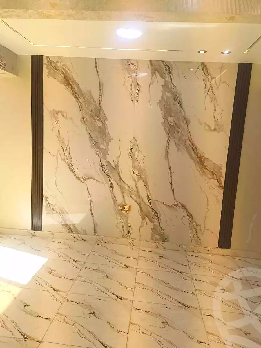https://aqarmap.com.eg/ar/listing/7042499-for-sale-alexandria-sydy-bshr-sydy-bshr-bhry-shr-khld-bn-lwlyd
