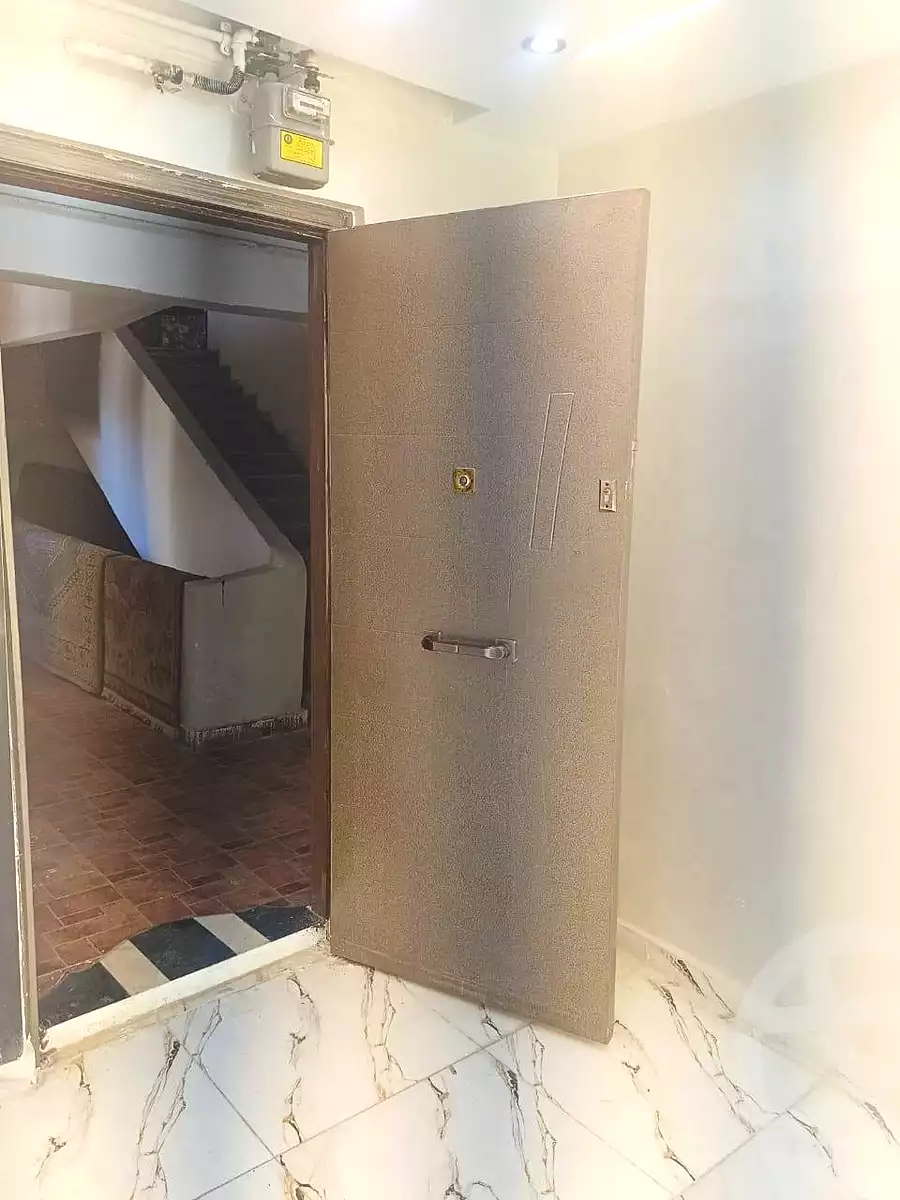 https://aqarmap.com.eg/ar/listing/7042499-for-sale-alexandria-sydy-bshr-sydy-bshr-bhry-shr-khld-bn-lwlyd