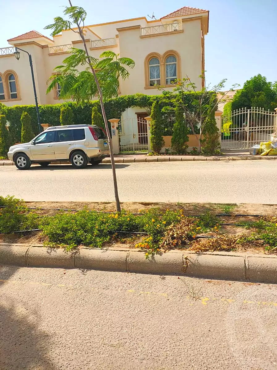 فيلا بـ٤ غرف نوم في جرينز، صورة ٣ من ٣