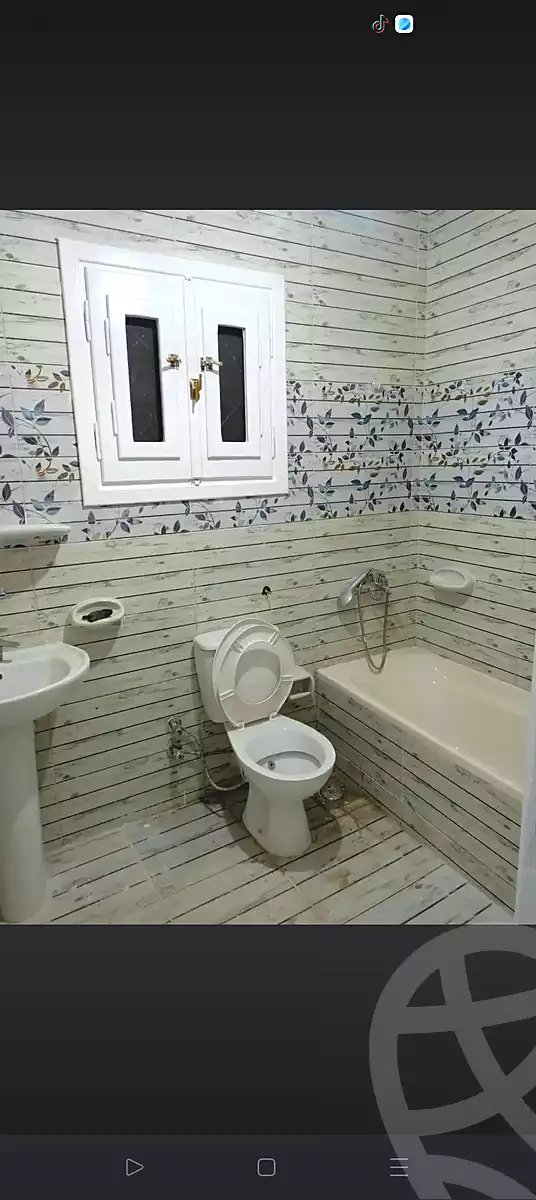https://aqarmap.com.eg/ar/listing/7049536-for-sale-alexandria-al-agamy-el-hanouvel-al-haded-we-al-soulb-st
