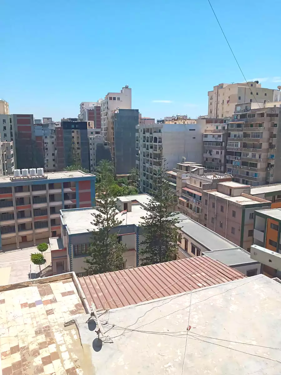 https://aqarmap.com.eg/en/listing/7049531-for-sale-alexandria-lauran-bd-lslm-rf