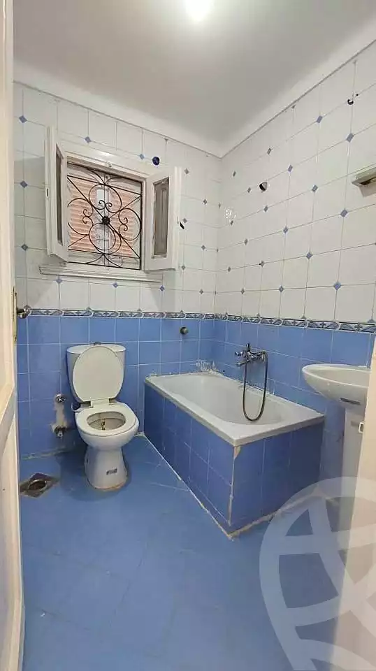 https://aqarmap.com.eg/ar/listing/7049658-for-sale-alexandria-al-agamy-shataa-el-nakheel