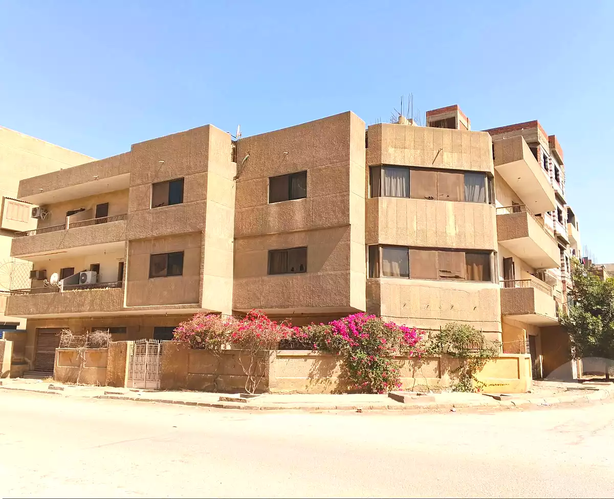 https://aqarmap.com.eg/ar/listing/7049752-for-sale-cairo-helwan-wdy-hwf-rd-no-32