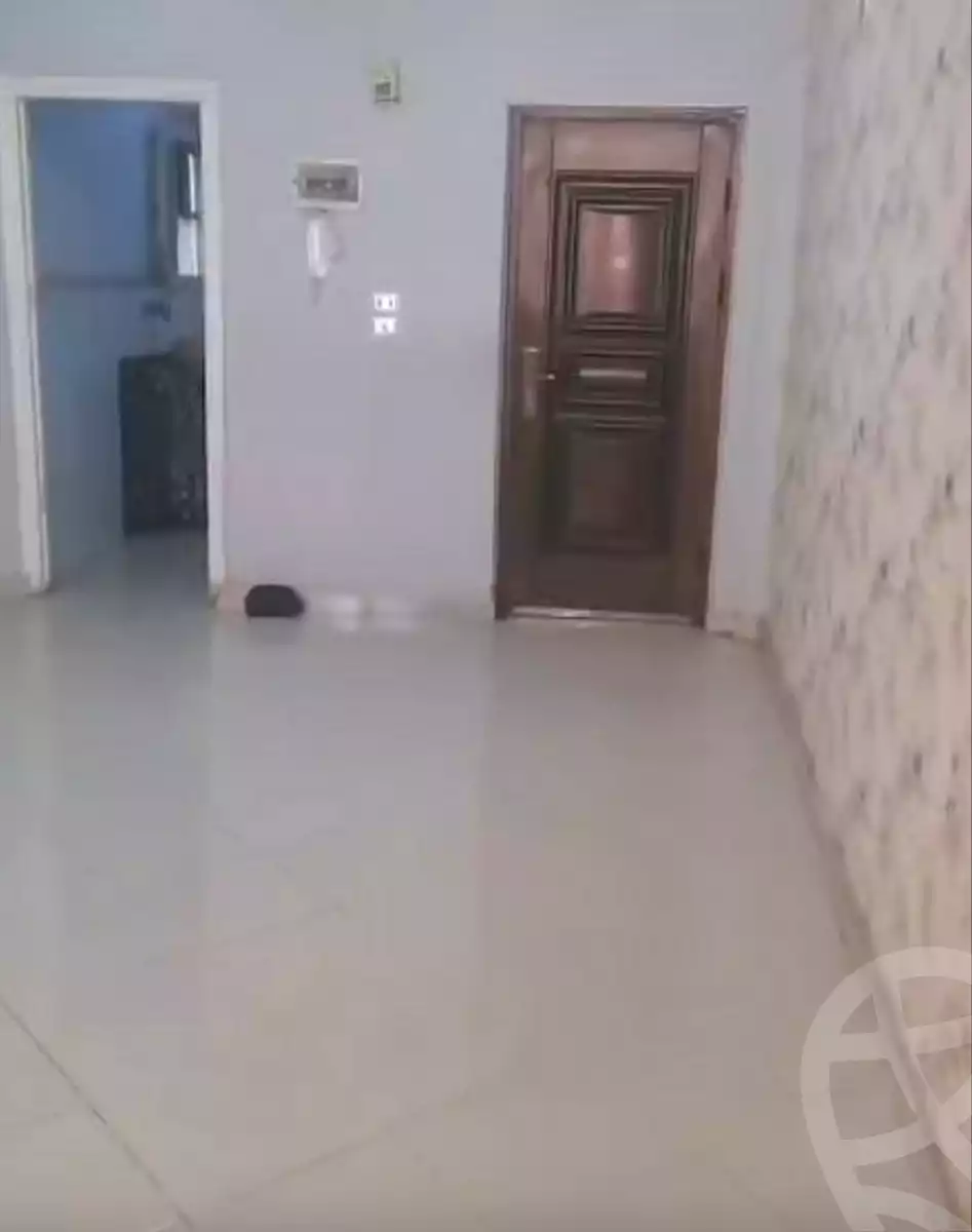 https://aqarmap.com.eg/ar/listing/7049781-for-sale-cairo-ain-shams-shr-hmd-jbr