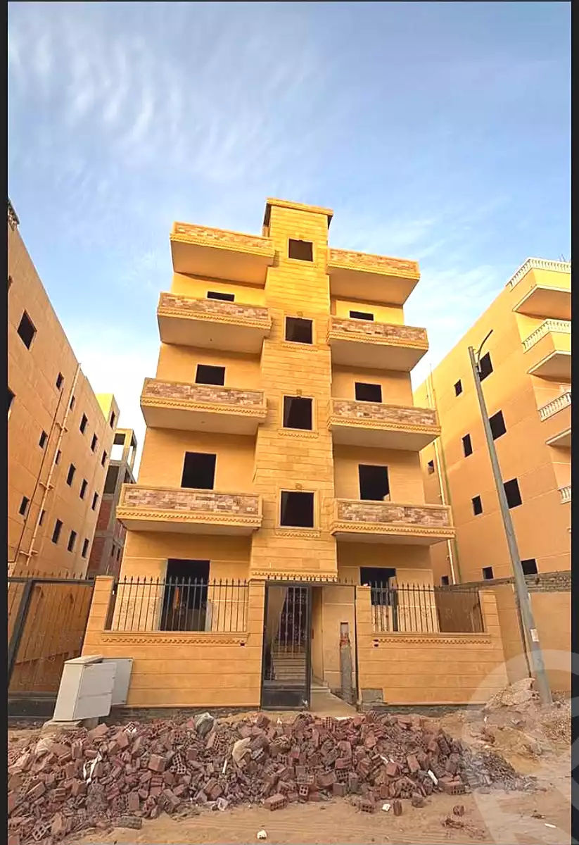 https://aqarmap.com.eg/ar/listing/7049913-for-sale-cairo-badr-city-hai-el-ashgar-featured-neighborhood-bait-el-watan