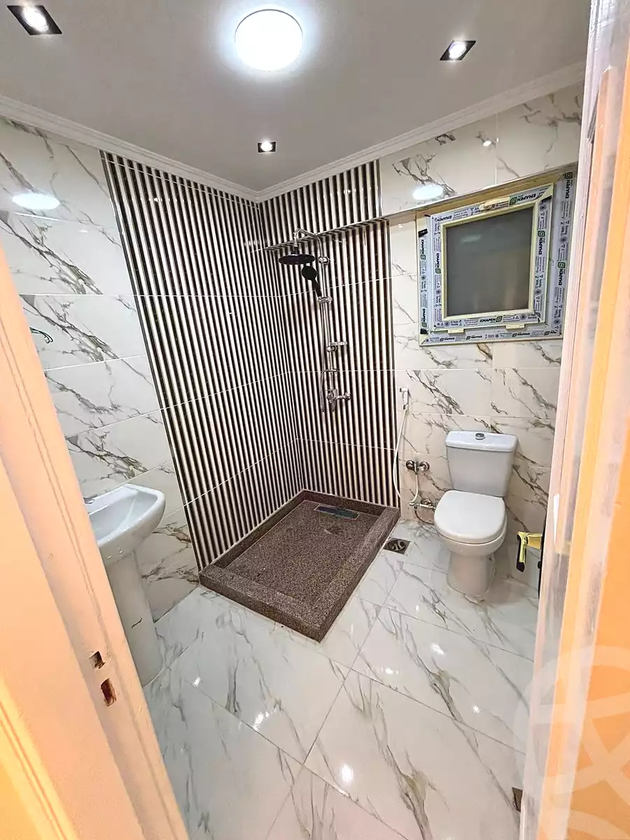 https://aqarmap.com.eg/ar/listing/7050058-for-sale-alexandria-sydy-bshr-sydy-bshr-bhry-shr-mhmwd-l-yswy