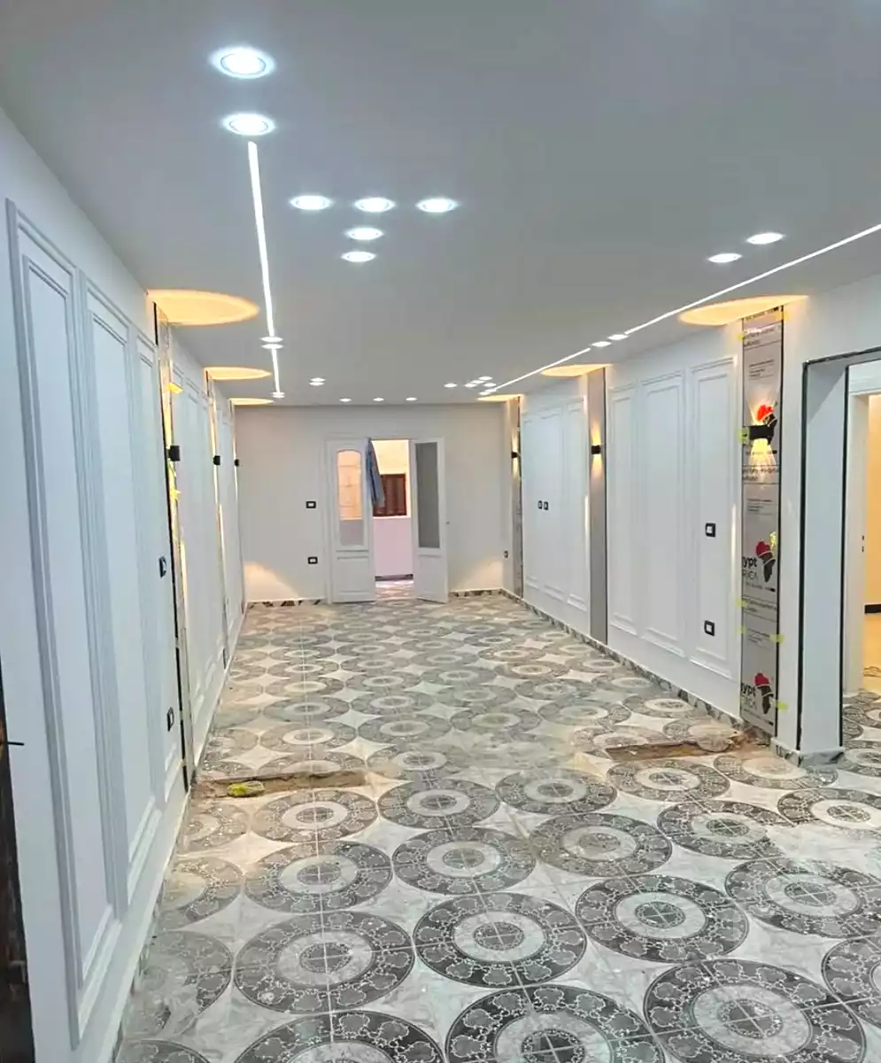 https://aqarmap.com.eg/en/listing/7050406-for-sale-alexandria-al-agamy-el-hanouvel-radwan-st