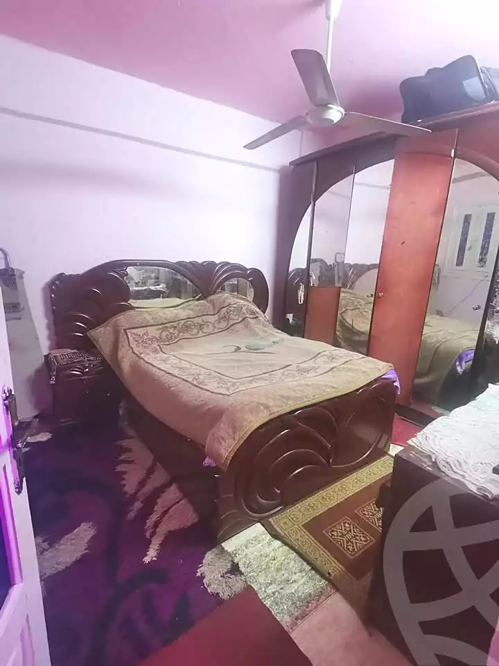 https://aqarmap.com.eg/ar/listing/7050625-for-sale-cairo-faisal-kafr-tohormos-queen-nazli-st