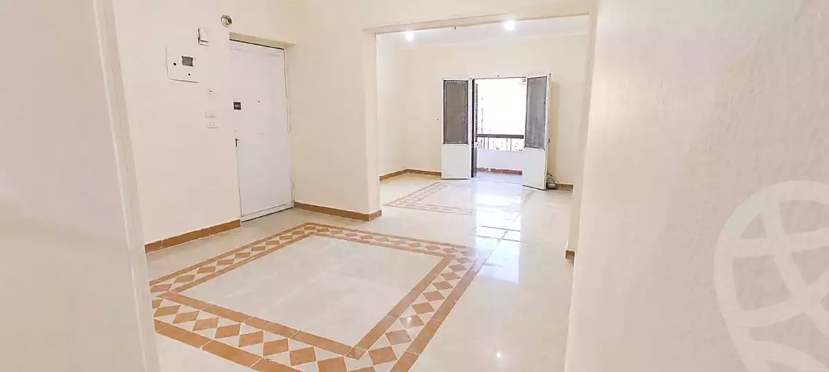 https://aqarmap.com.eg/en/listing/7050773-for-rent-cairo-ain-shams-ain-shams-el-sharkia-el-eshrein-stt