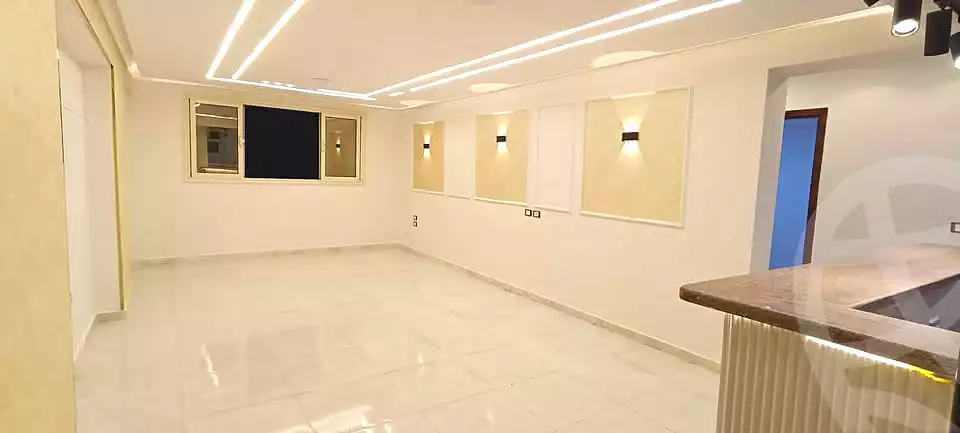 https://aqarmap.com.eg/ar/listing/7050822-for-sale-cairo-helwan-hadayek-helwan-el-eshrein-st