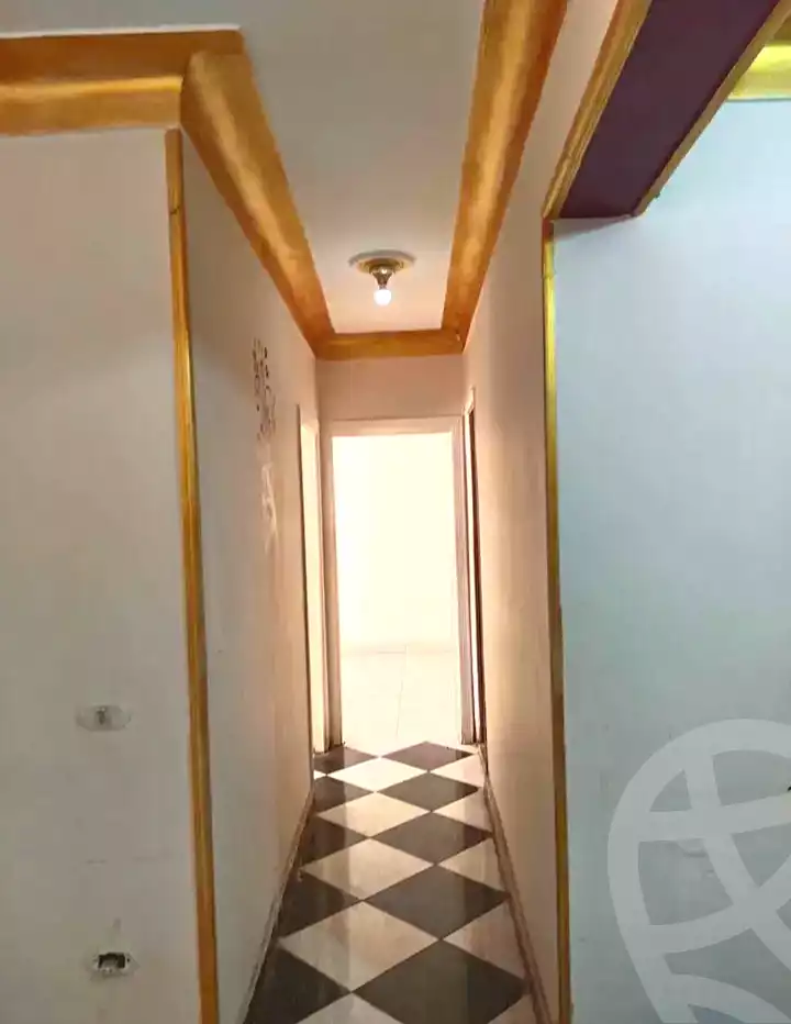 https://aqarmap.com.eg/ar/listing/7050910-for-rent-alexandria-miami