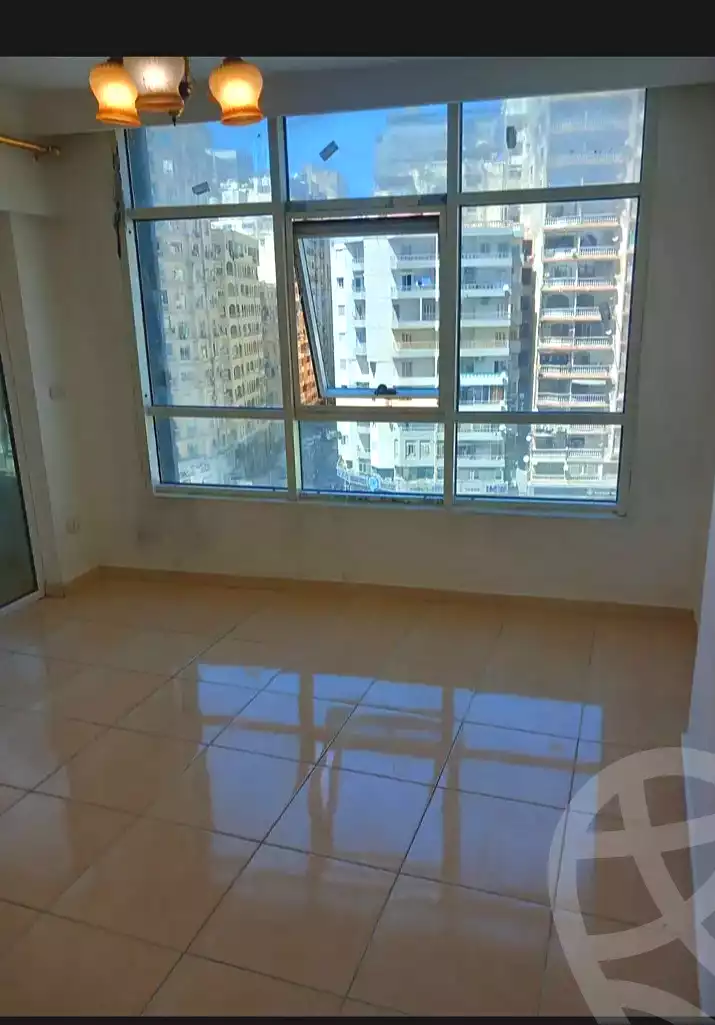https://aqarmap.com.eg/ar/listing/7051226-for-sale-alexandria-sydy-bshr-sydy-bshr-bhry-shr-khld-bn-lwlyd