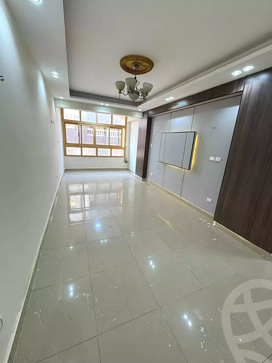 https://aqarmap.com.eg/ar/listing/7051330-for-sale-cairo-el-haram-el-lebeny-soltan-khattab-st