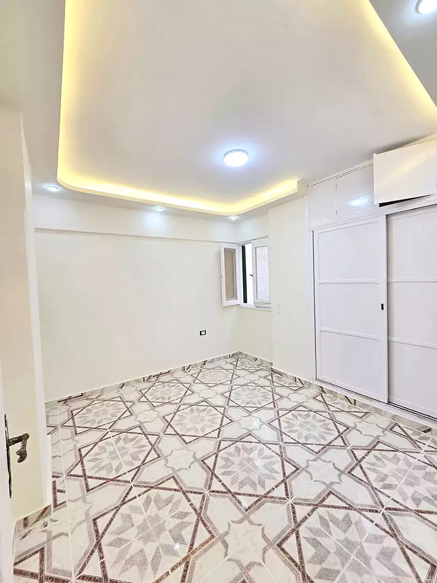 https://aqarmap.com.eg/ar/listing/7051343-for-sale-alexandria-al-agamy
