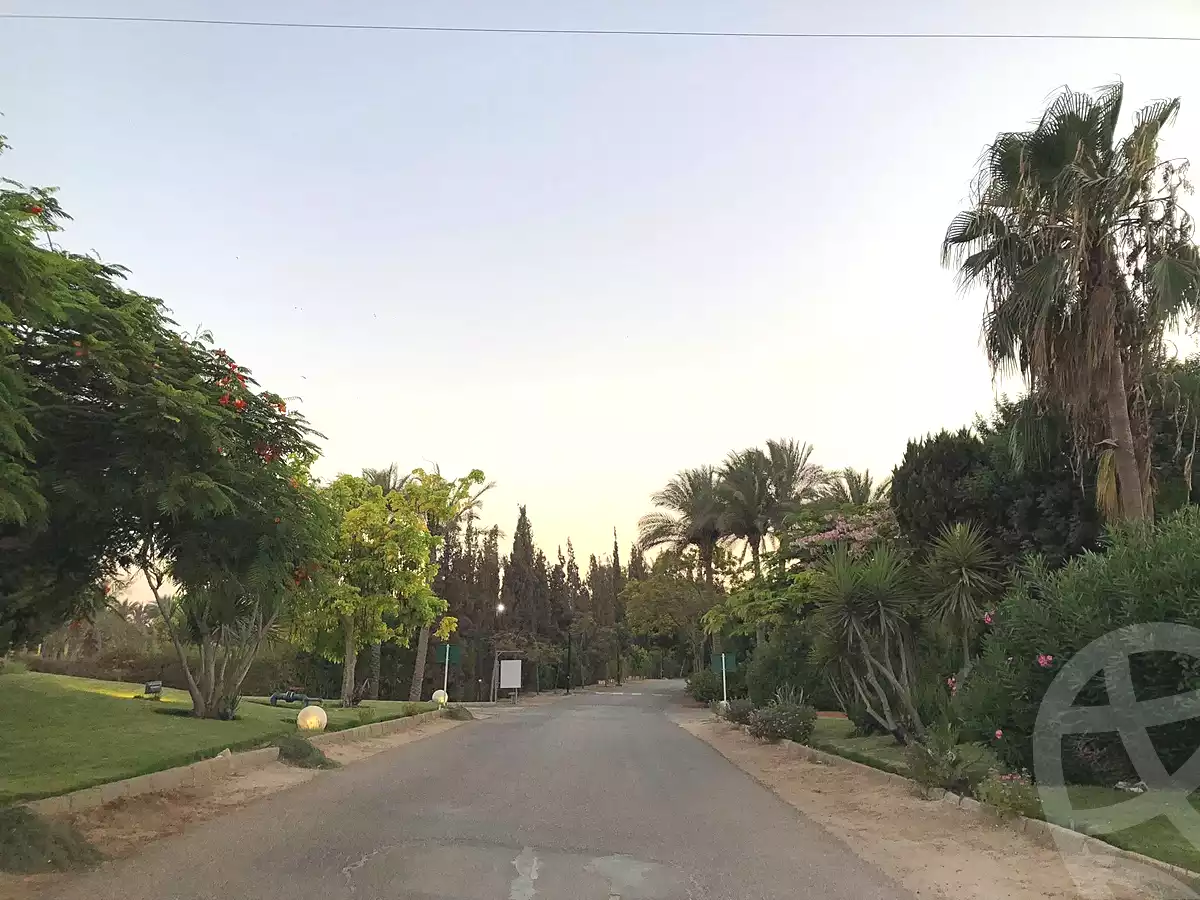 https://aqarmap.com.eg/ar/listing/7051716-for-sale-cairo-el-sheikh-zayed-city-compounds-ofok-1