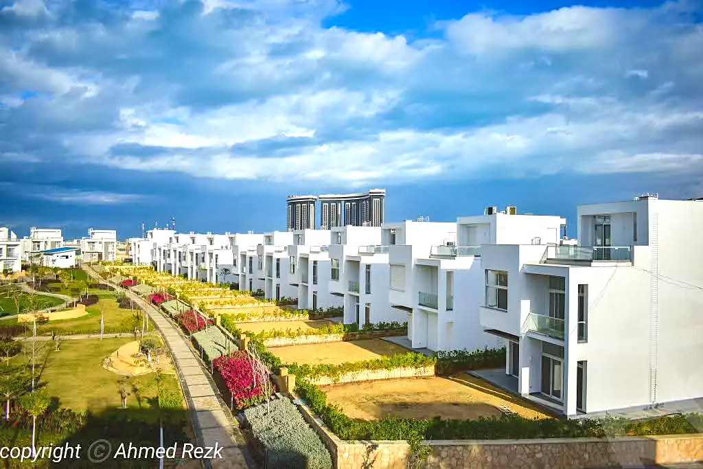 https://aqarmap.com.eg/ar/listing/7051747-for-sale-north-coast-new-alamein-mntj-t-l-lmyn-ljdyd-kmbwnd-mzryn