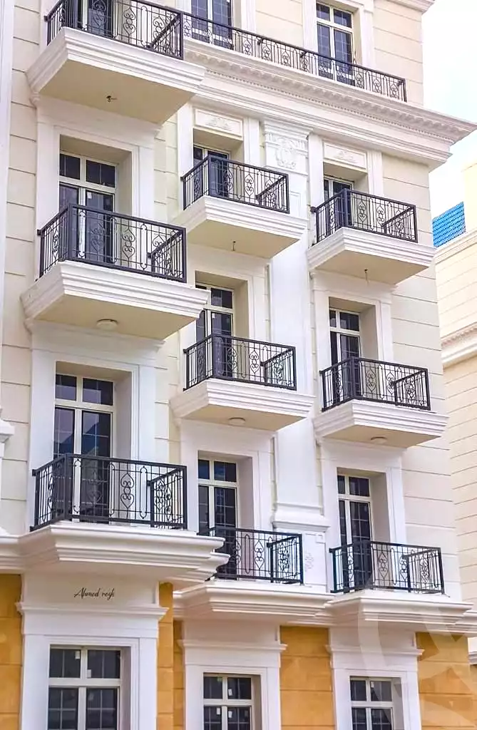 https://aqarmap.com.eg/ar/listing/7051767-for-sale-north-coast-new-alamein-mntj-t-l-lmyn-ljdyd-latin-city-city-edge