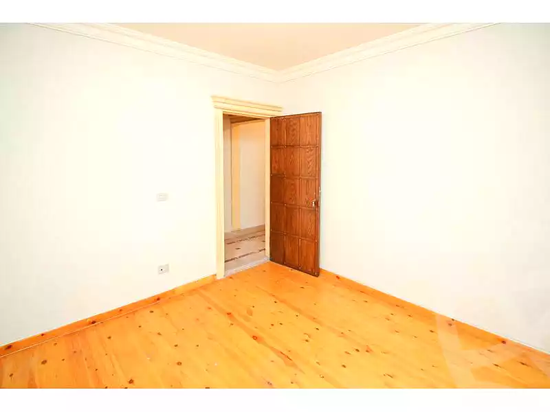 https://aqarmap.com.eg/ar/listing/7017119-for-sale-alexandria-smouha-ademon-fremon-st