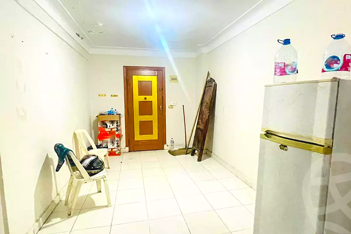 https://aqarmap.com.eg/en/listing/7051884-for-sale-alexandria-sporting-el-geish-road