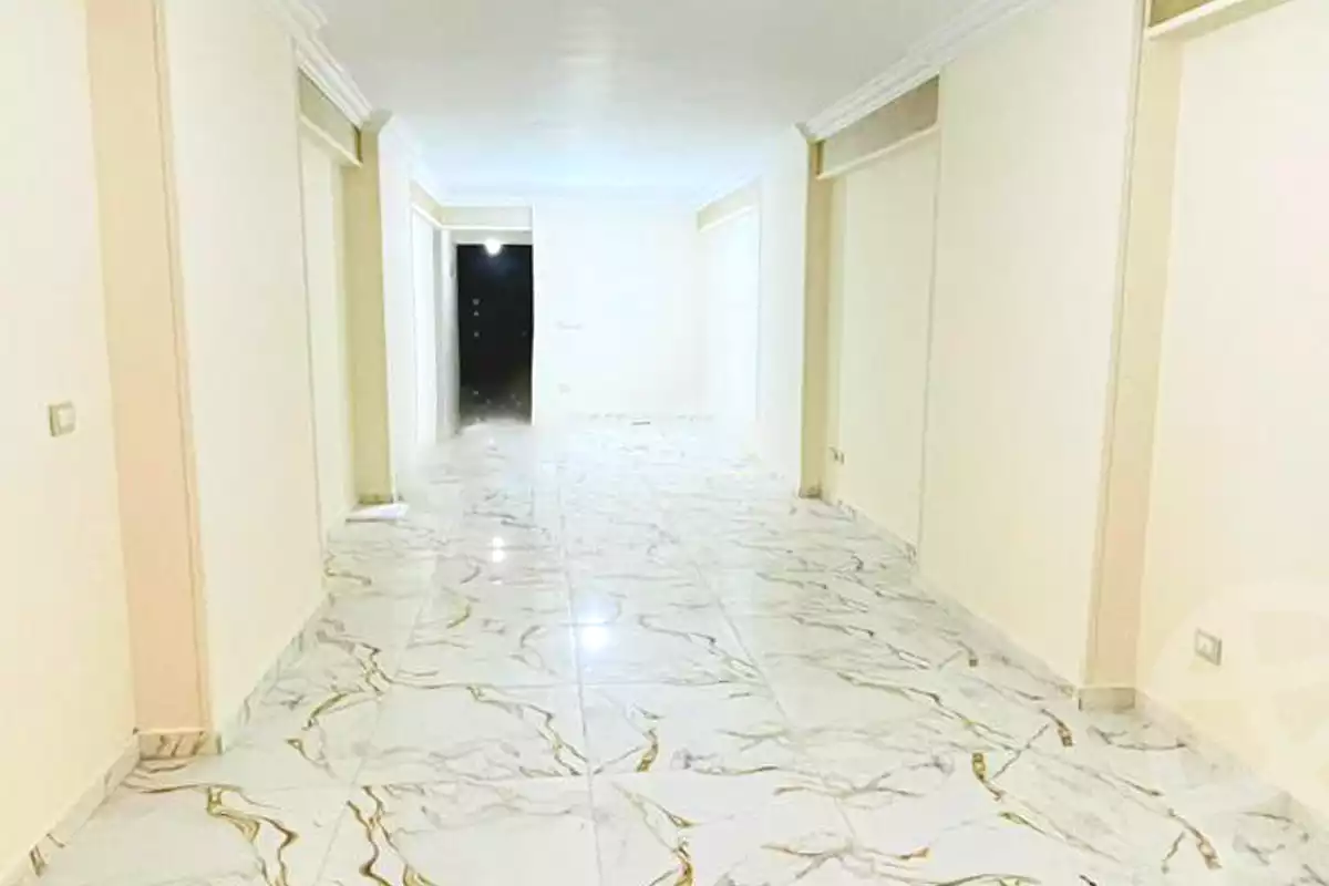 https://aqarmap.com.eg/ar/listing/7051932-for-sale-alexandria-lauran-mohammed-al-eqbal-st